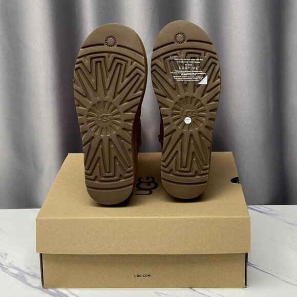 UGG Australia Classic Ultra Mini Platform Boots - Picture 6 of 6